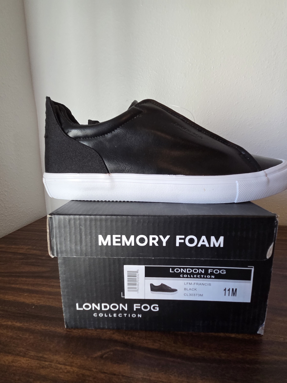 London Fog Black Slip-On Casual Sneakers with White Sole